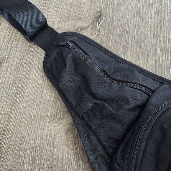 Eagle Creek Travel Fanny Pack Waist Bag Black - Picture 5 of 9